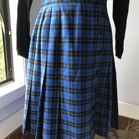 Vintage Wool kilt skirt - Picture 3 of 9